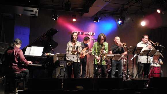 e0117280_1702117.jpg