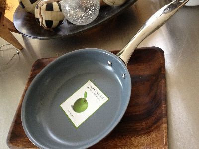 サイズもデザインも充実!お気に入りのフライパンを見つけて気分よく料理する!