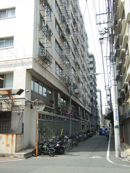 f0234079_2283780.jpg