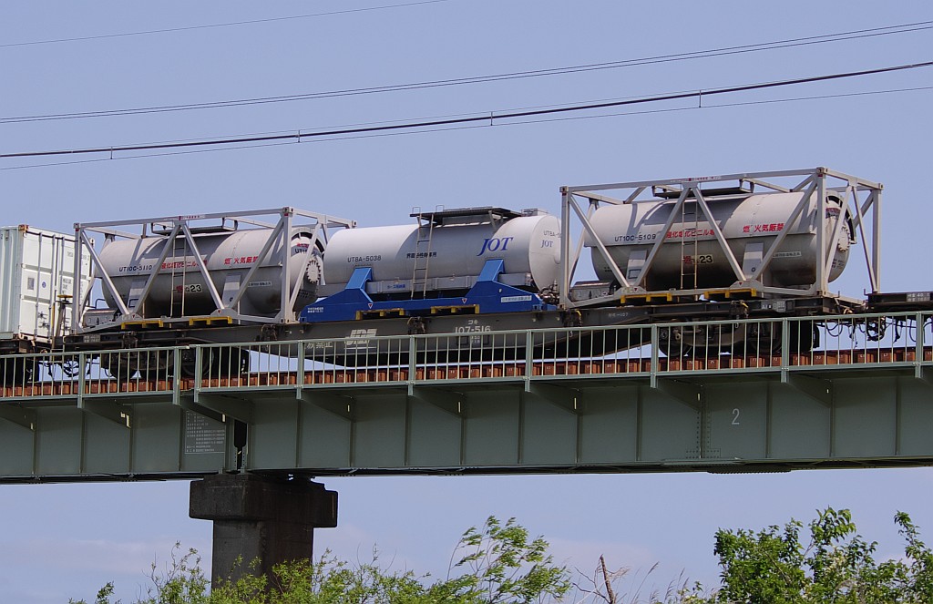 f0203926_037779.jpg