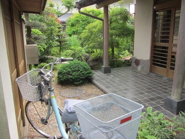 e0033301_1330172.jpg
