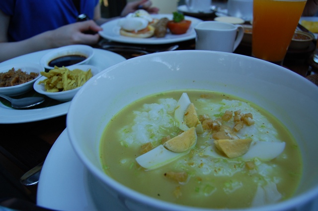 f0201054_2217576.jpg