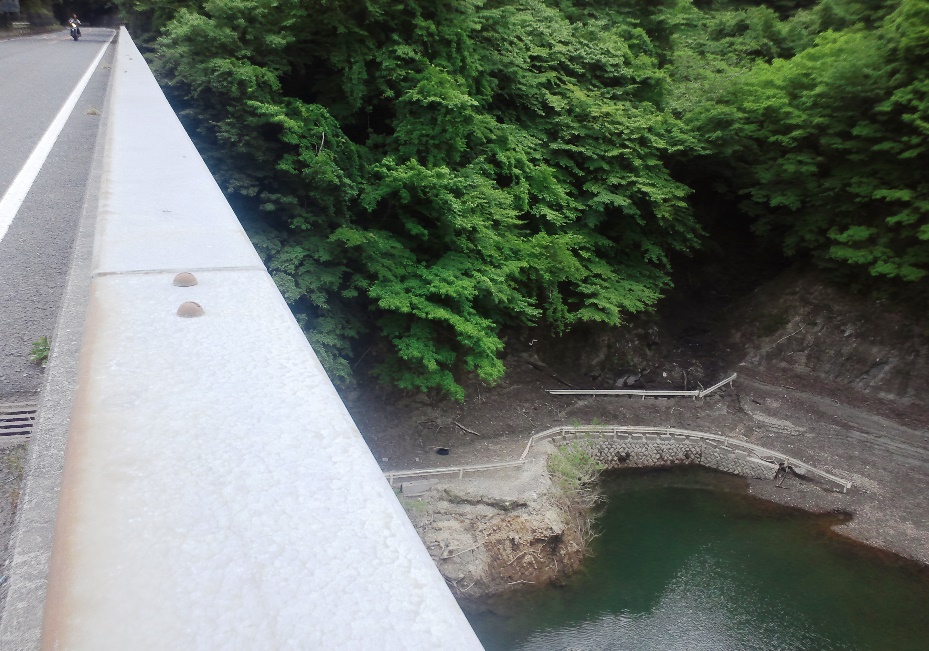 e0271804_235557100.jpg