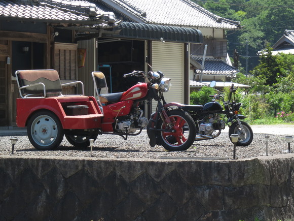 b0250353_22565680.jpg