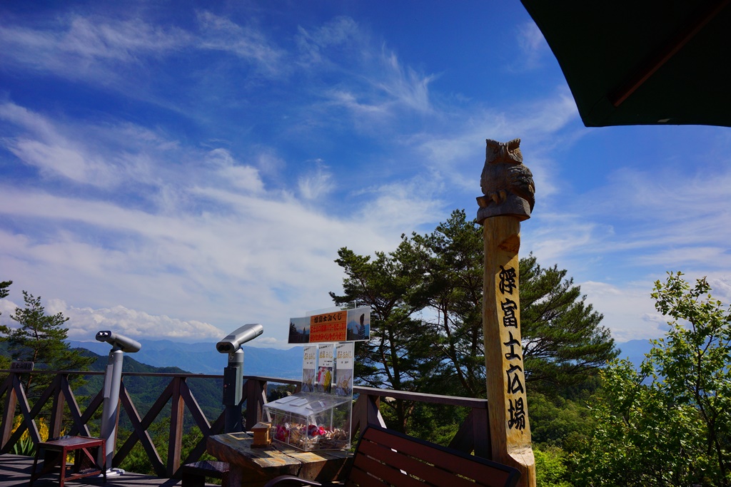 e0223456_12696.jpg