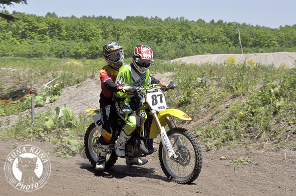 f0210380_1432735.jpg