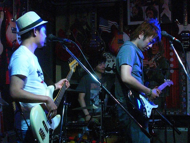 f0148890_2393763.jpg