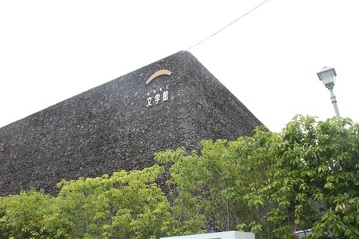 e0101917_1237308.jpg