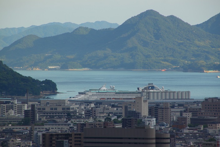 f0231829_2245627.jpg