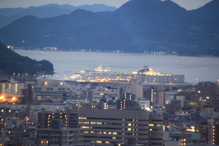 f0231829_22465894.jpg