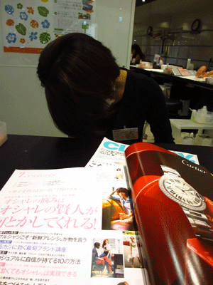 f0110488_23403166.gif