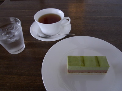 e0239312_201272.jpg