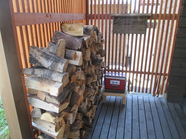 f0202703_21551491.jpg