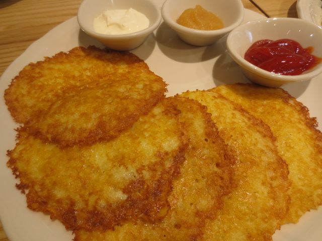 e0212073_0252070.jpg