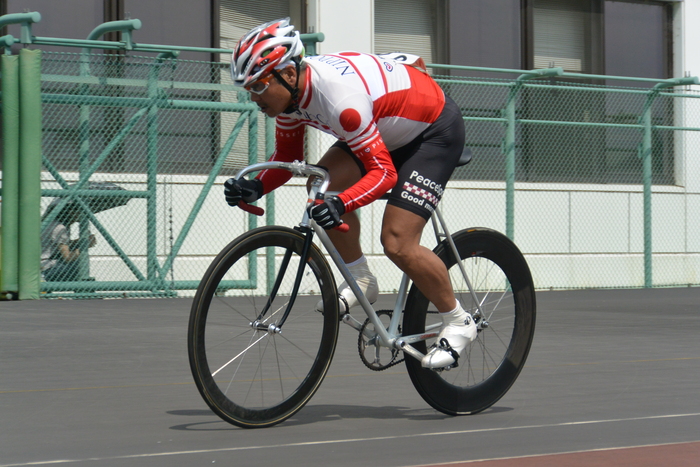 a0257375_0113777.jpg
