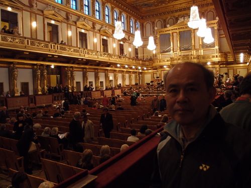f0108399_2331430.jpg