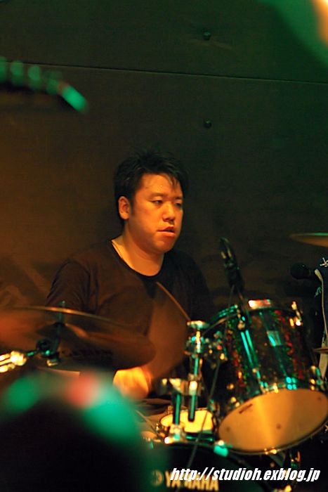 f0008102_23394763.jpg