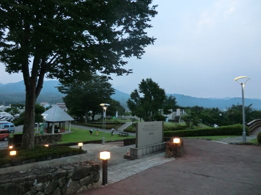 d0221319_2352610.jpg