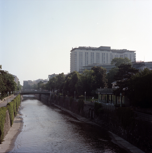 f0108399_031733.jpg