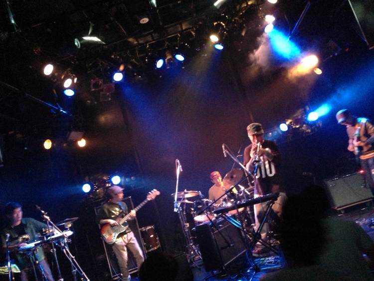 c0193109_22327.jpg