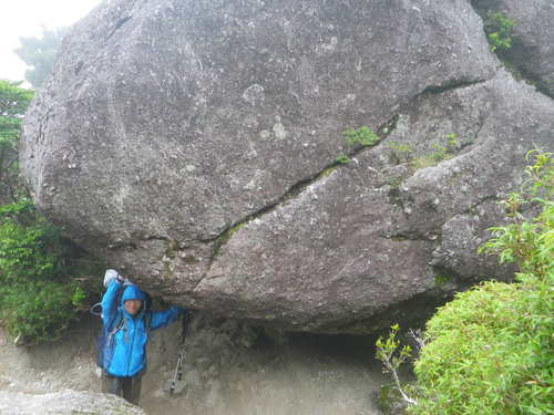 e0238313_2212937.jpg