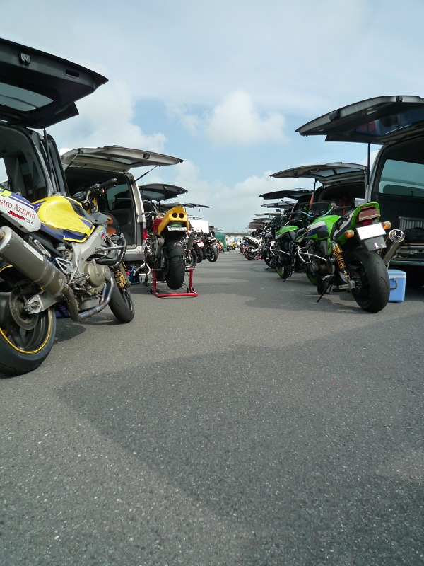 b0258289_142145.jpg