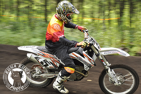 f0210380_12373869.jpg