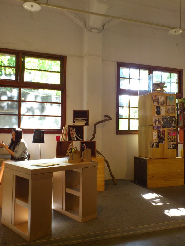 b0009106_22221132.jpg