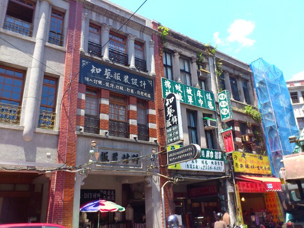 b0009106_1643812.jpg
