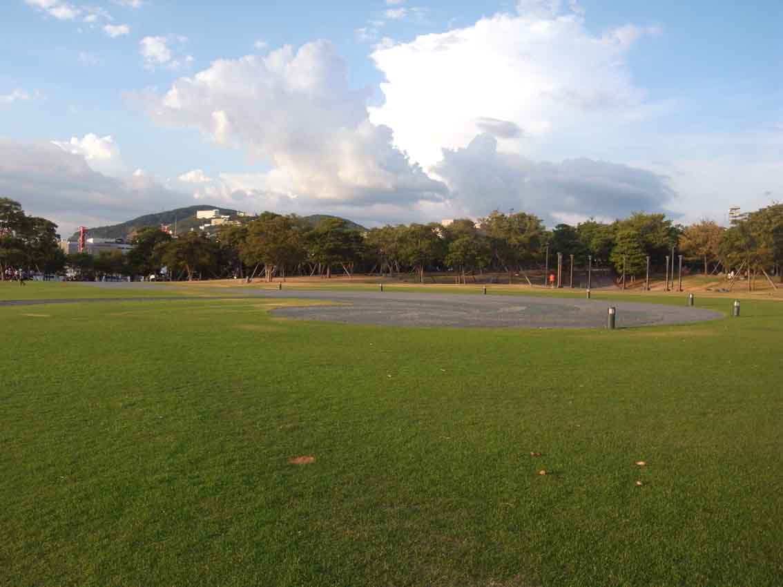 a0315601_1211940.jpg