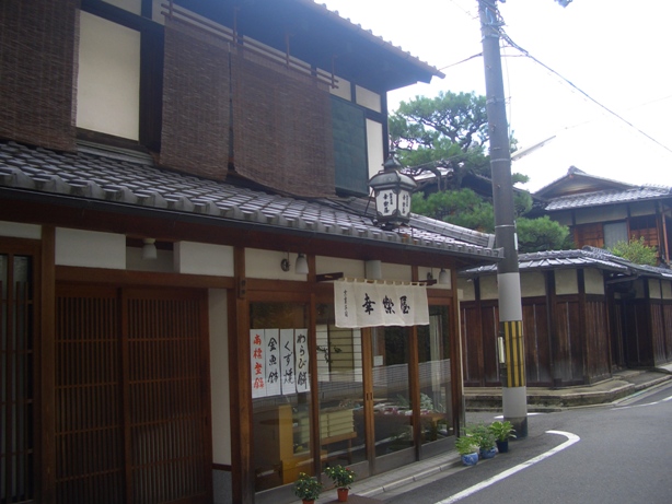 e0033713_8291111.jpg