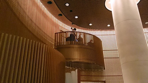 b0001324_0264130.jpg