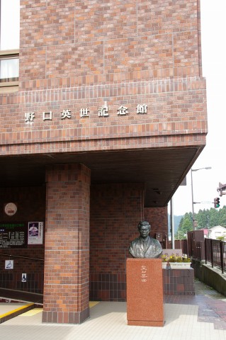 e0045768_2294345.jpg