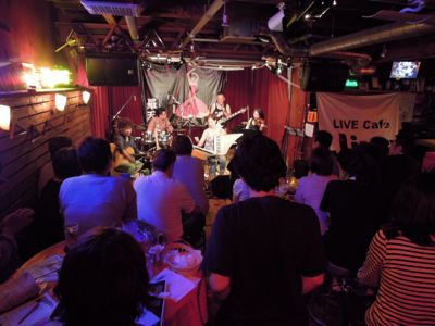 f0014209_8485358.jpg