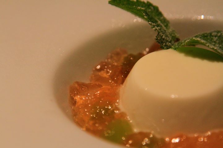 e0326479_2353175.jpg
