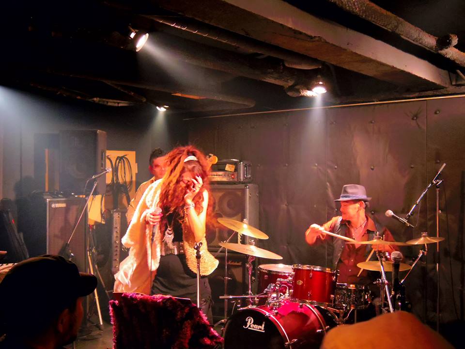 e0147206_1612382.jpg