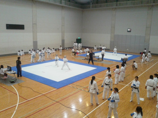 e0238098_1952185.jpg