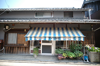 e0066586_6493542.jpg