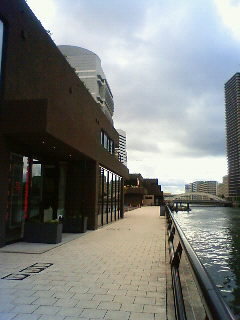 b0094029_8485264.jpg