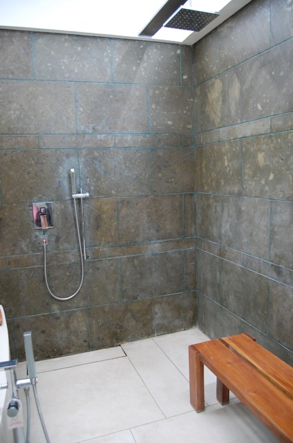 f0201054_2283169.jpg
