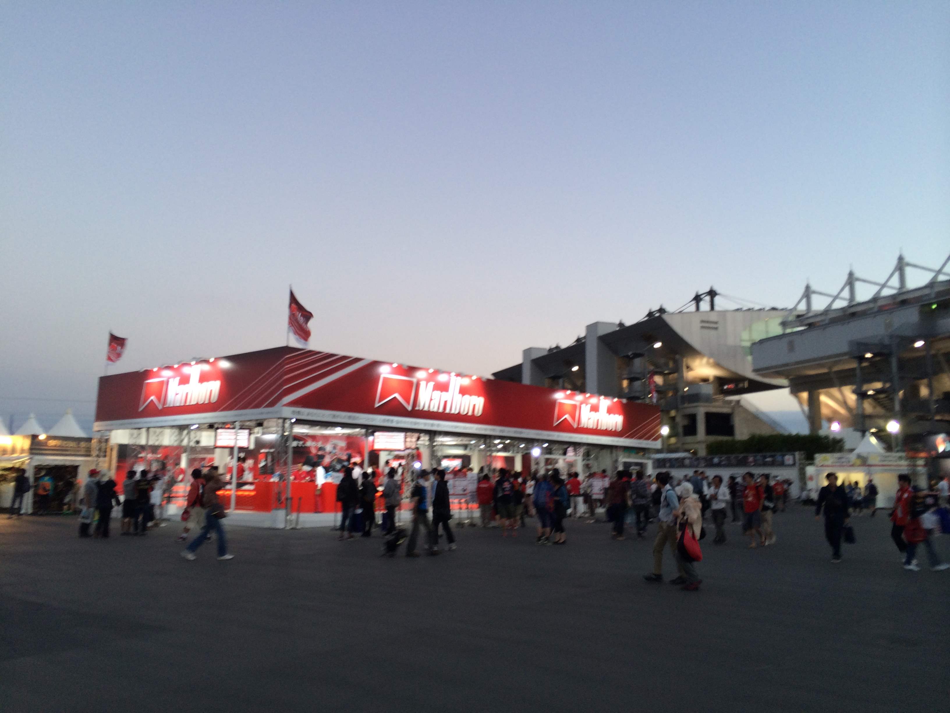 f0186021_8561370.jpg