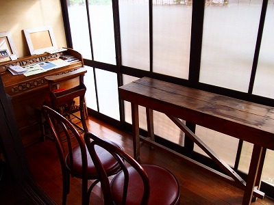e0001860_90686.jpg