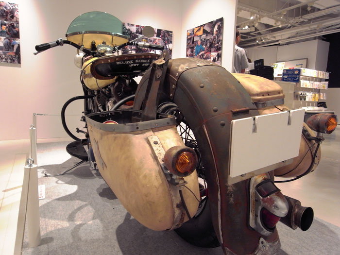 f0020508_1758728.jpg