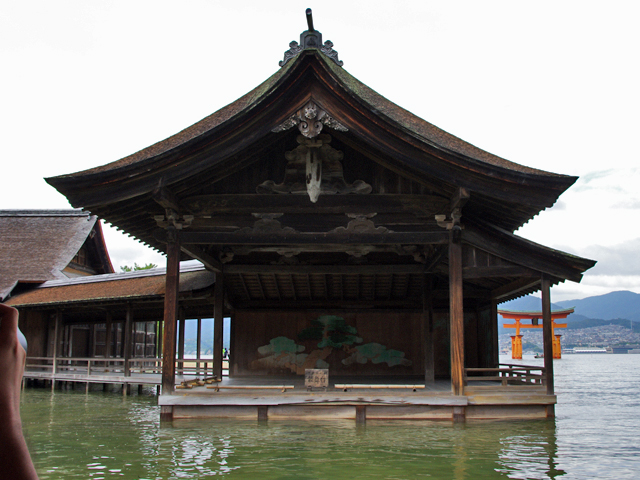 f0008935_22553825.jpg