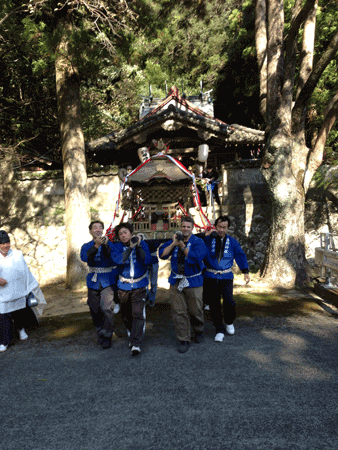 e0203037_0113530.gif