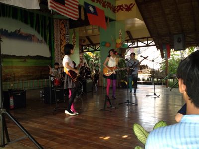 f0275885_0502391.jpg