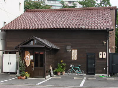 e0252180_1018656.jpg