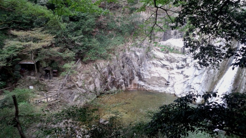 a0304423_23535845.jpg