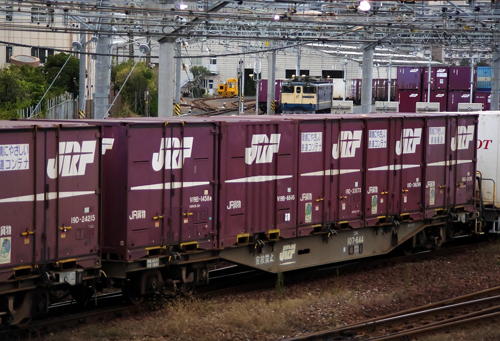 f0203926_2218840.jpg