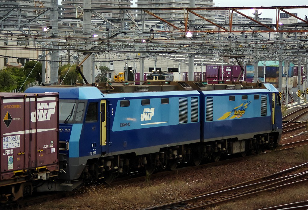 f0203926_22193379.jpg